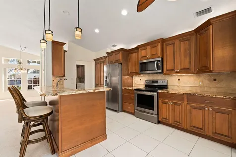 101 Sw Pisces Terrace Port Saint Lucie FL 34984