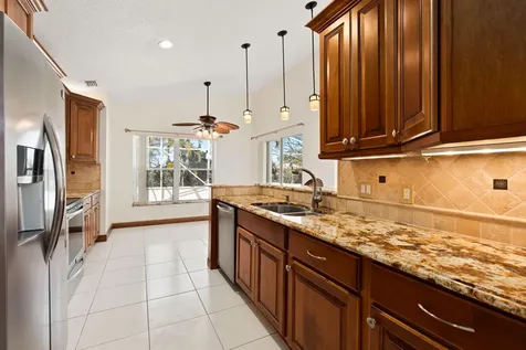 101 Sw Pisces Terrace Port Saint Lucie FL 34984
