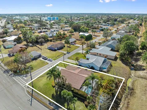 101 Sw Pisces Terrace Port Saint Lucie FL 34984