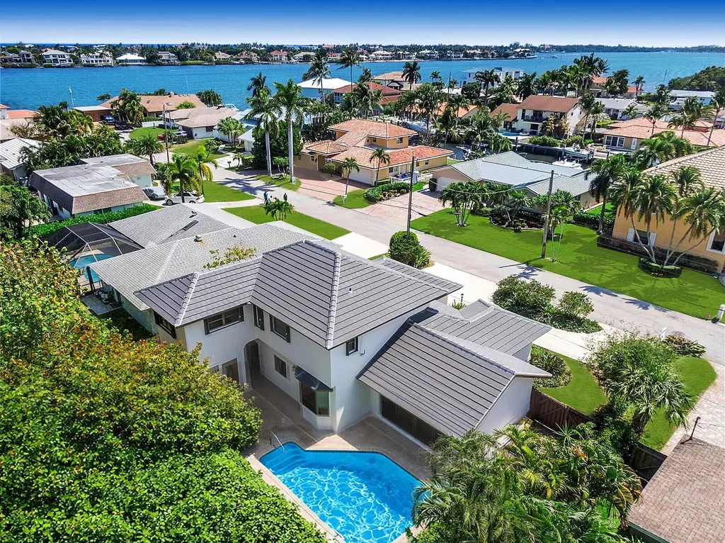 150 Lucina Drive Hypoluxo FL 33462