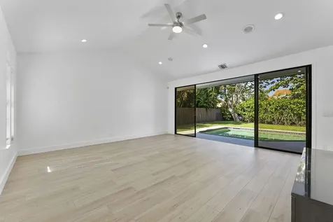 150 Lucina Drive Hypoluxo FL 33462