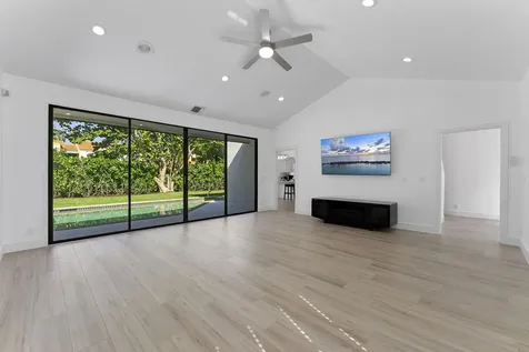 150 Lucina Drive Hypoluxo FL 33462
