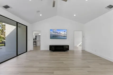 150 Lucina Drive Hypoluxo FL 33462