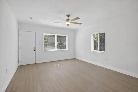 2515 Roosevelt Street Hollywood FL 33020
