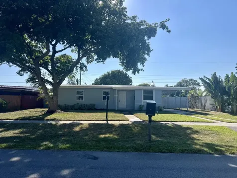 4611 Ne 15th Avenue Pompano Beach FL 33064