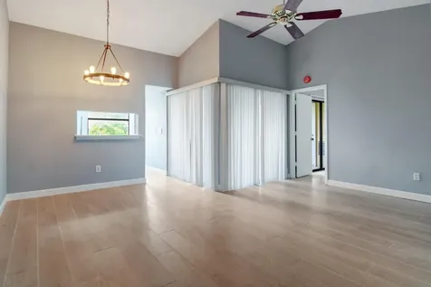 960 N Franklin Avenue Homestead FL 33034