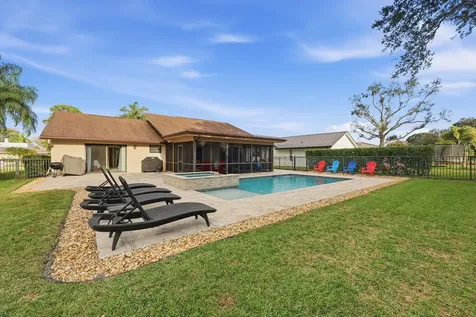 6750 Eastpointe Pines Street Street Palm Beach Gardens FL 33418