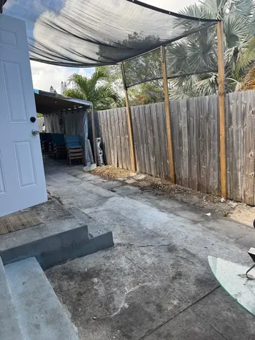 512 9th Avenue Lake Worth FL 33460