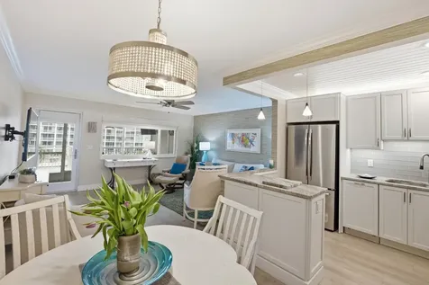 111 Shore Court North Palm Beach FL 33408