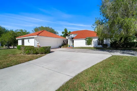 3000 Conifer Drive Fort Pierce FL 34951