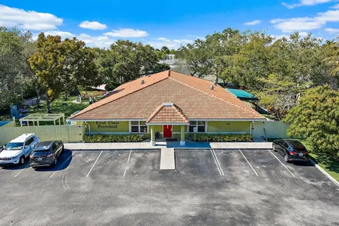100 Intracoastal Pointe Drive Jupiter FL 33477