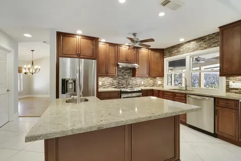 2610 Se Erickson Drive Port Saint Lucie FL 34984