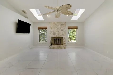 2610 Se Erickson Drive Port Saint Lucie FL 34984
