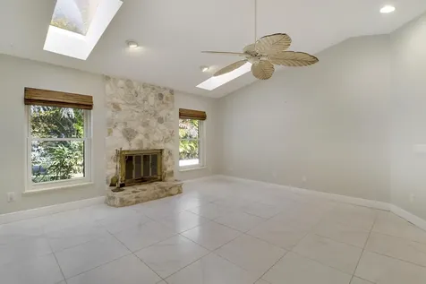 2610 Se Erickson Drive Port Saint Lucie FL 34984