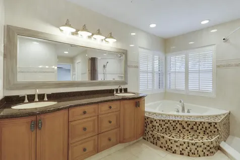 2610 Se Erickson Drive Port Saint Lucie FL 34984