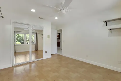 2610 Se Erickson Drive Port Saint Lucie FL 34984