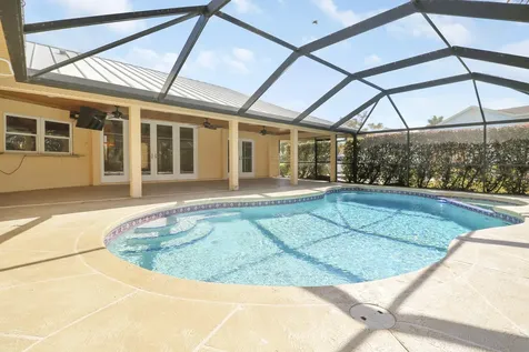 2610 Se Erickson Drive Port Saint Lucie FL 34984