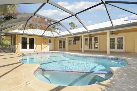 2610 Se Erickson Drive Port Saint Lucie FL 34984
