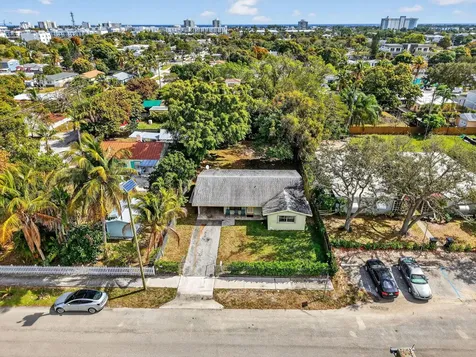 303 Sw 2nd Avenue Delray Beach FL 33444