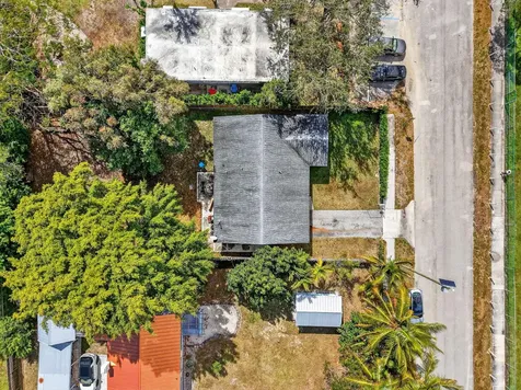 303 Sw 2nd Avenue Delray Beach FL 33444