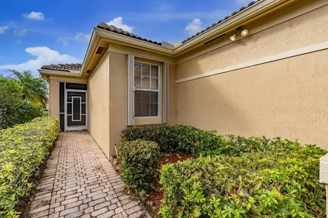 7180 Cataluna Circle Delray Beach FL 33446