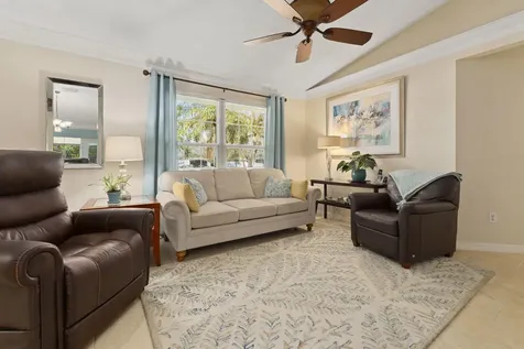 726 Nw Placid Avenue Port Saint Lucie FL 34983