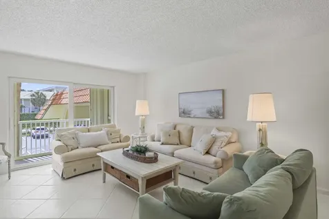 951 De Soto Road Boca Raton FL 33432