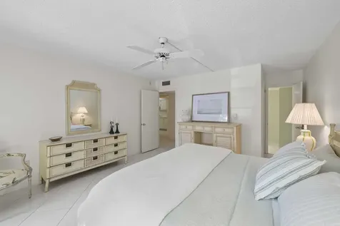951 De Soto Road Boca Raton FL 33432