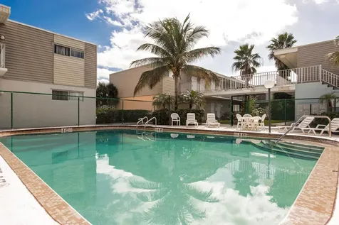 1501 Crescent Circle Lake Park FL 33403