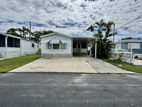 8814 40th Terrace Boynton Beach FL 33436