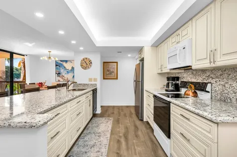 950 Egret Circle Delray Beach FL 33444