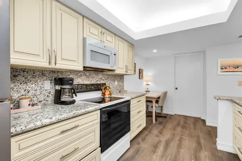 950 Egret Circle Delray Beach FL 33444