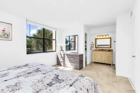 950 Egret Circle Delray Beach FL 33444