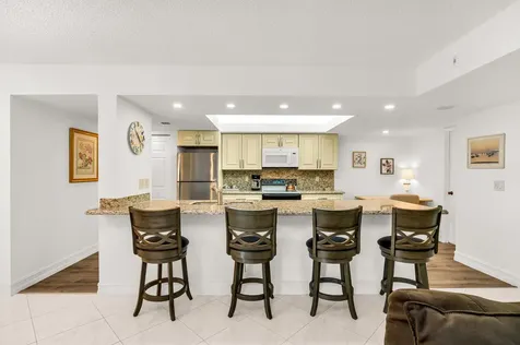 950 Egret Circle Delray Beach FL 33444