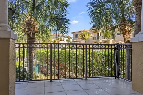 504 Del Sol Circle Tequesta FL 33469