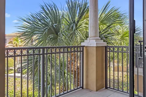 504 Del Sol Circle Tequesta FL 33469