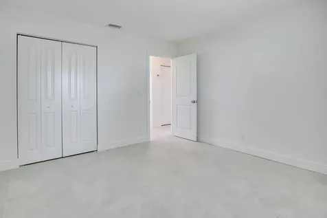 1820 Prairie Road Palm Springs FL 33406