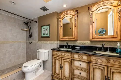 1915 Lavers Circle Delray Beach FL 33444