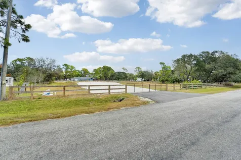 15743 N 99th Street West Palm Beach FL 33412