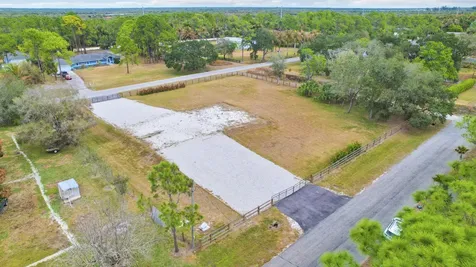 15743 N 99th Street West Palm Beach FL 33412