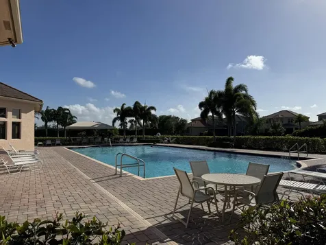3318 Burlington Place Vero Beach FL 32968