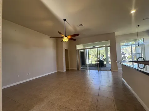 3318 Burlington Place Vero Beach FL 32968