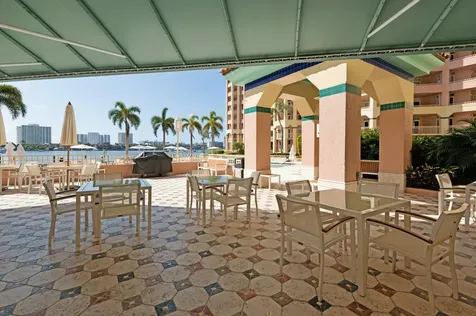 300 SE 5th Avenue Boca Raton FL 33432
