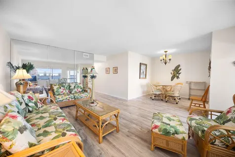 100 Shore Court North Palm Beach FL 33408