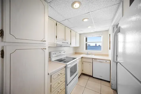 100 Shore Court North Palm Beach FL 33408