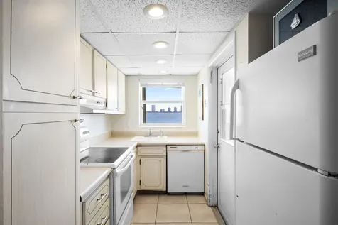 100 Shore Court North Palm Beach FL 33408