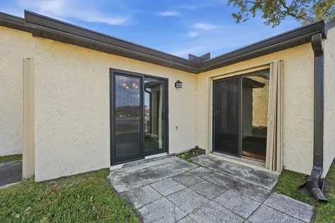 2287 Se Barrington Street Port Saint Lucie FL 34952