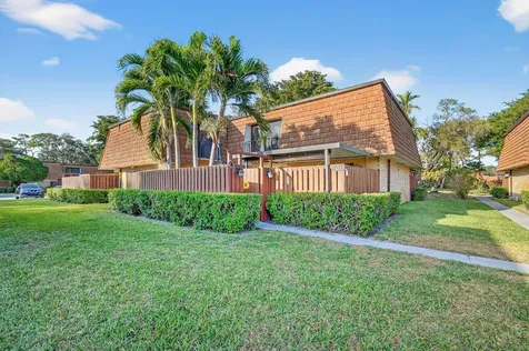 1523 15th Lane Greenacres FL 33463