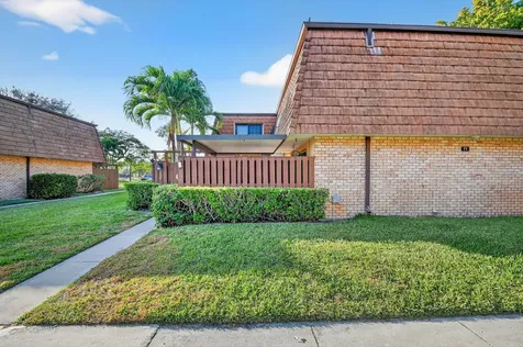 1523 15th Lane Greenacres FL 33463