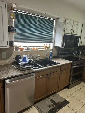 3390 Nw 8th Place Lauderhill FL 33311
